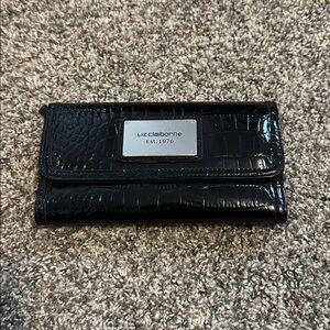 Liz Claiborne Faux Leather Trifold Wallet. Crocodile pattern.